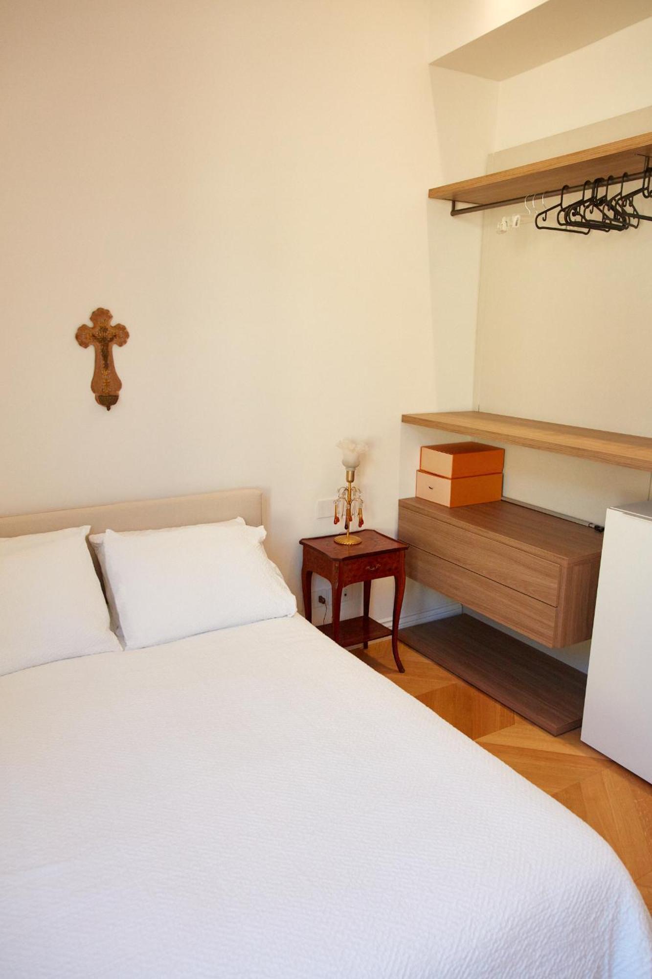 Apartamento Servi Elegant With Terrace